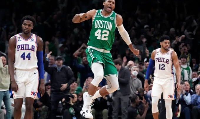 Celtics, 76ers'ı farklı yendi
