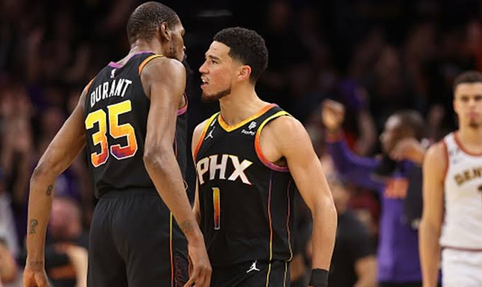 Suns, Nuggets'a karşı serideki ilk galibiyetini aldı